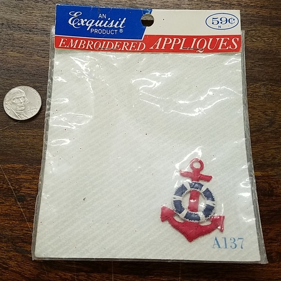 Vintage Applique aka Patch
In Original Package - Picture 1 of 2